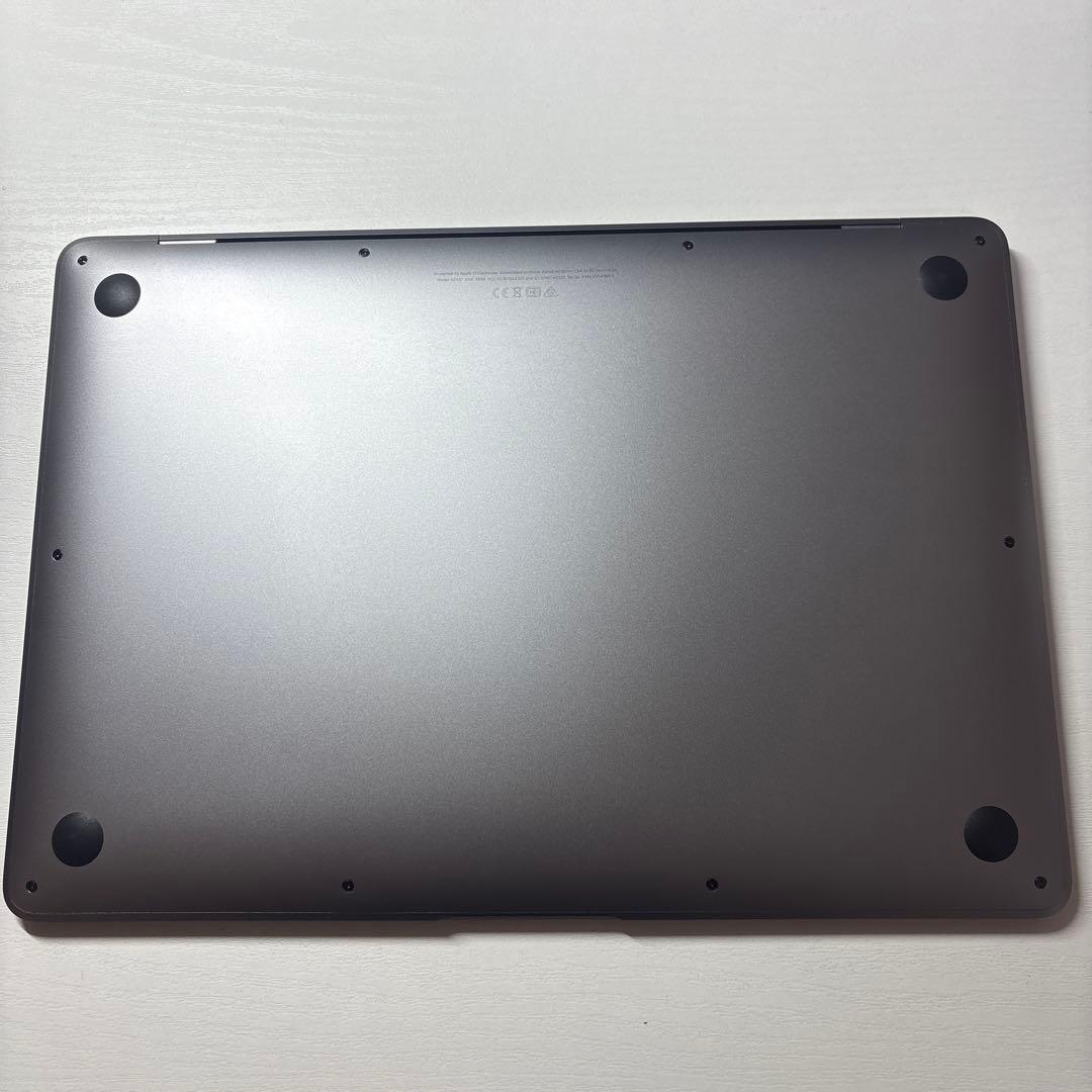 美品 MacBook Air M1 8GB/256GB 最大容量100%