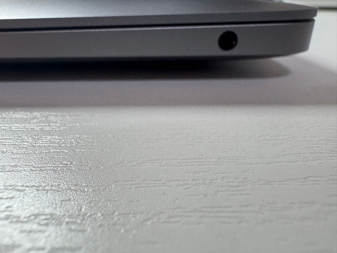 美品 MacBook Air M1 8GB/256GB 最大容量100%