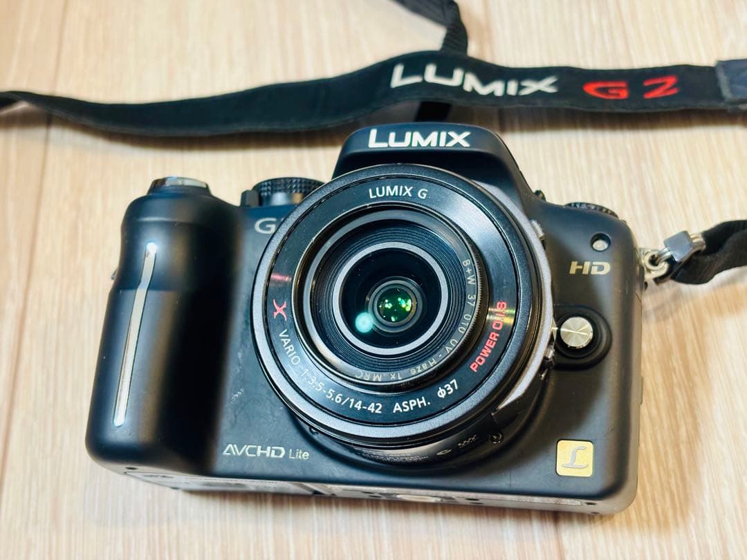 Panasonic Lumix G2 ミラーレス一眼レフ　デジタルカメラ