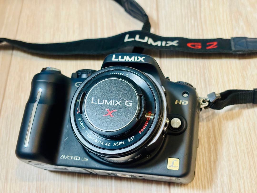 Panasonic Lumix G2 ミラーレス一眼レフ　デジタルカメラ