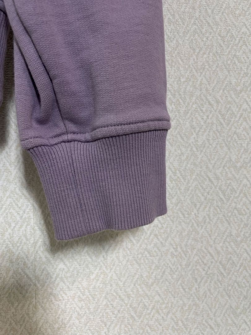 ami parisアミパリス ハートロゴ刺繍プルオーバースエットパープルサイズL