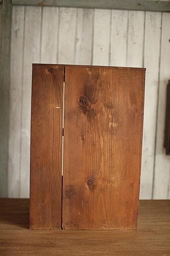 古い小ぶりな木製のガラス戸棚×小引き出し　食器棚　本棚　キャビネット　古家具