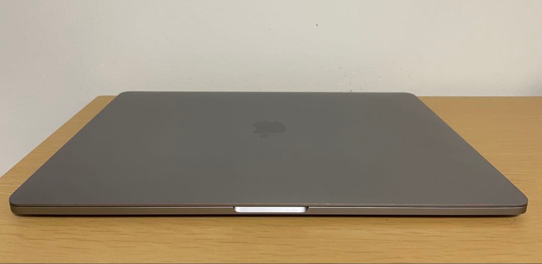 美品 MacBook Pro 15インチ 容量：2TB