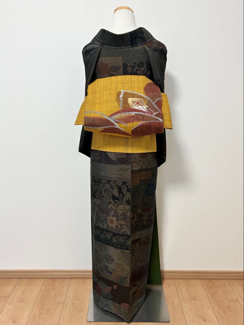 紬　小千谷紬　百柄　裄66.5cm 正絹　美品