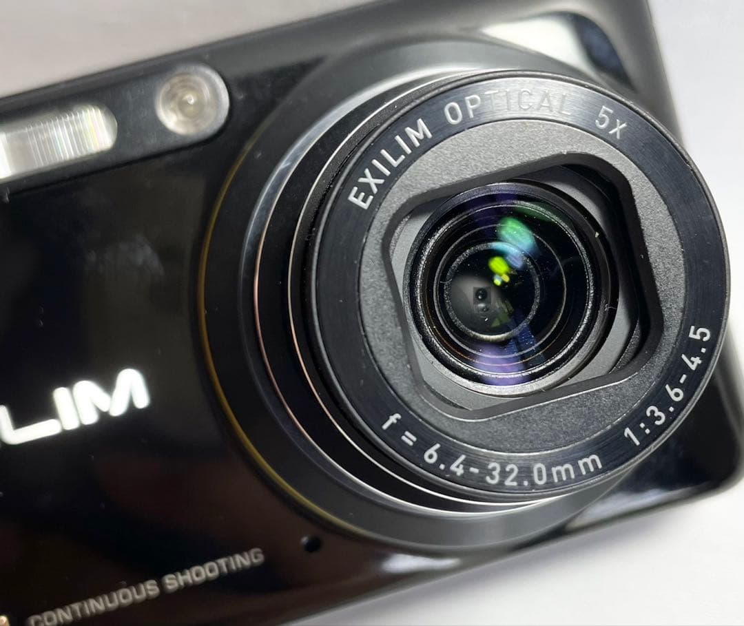 【完動品】CASIO EXILIM EX-FC150 デジタルカメラ