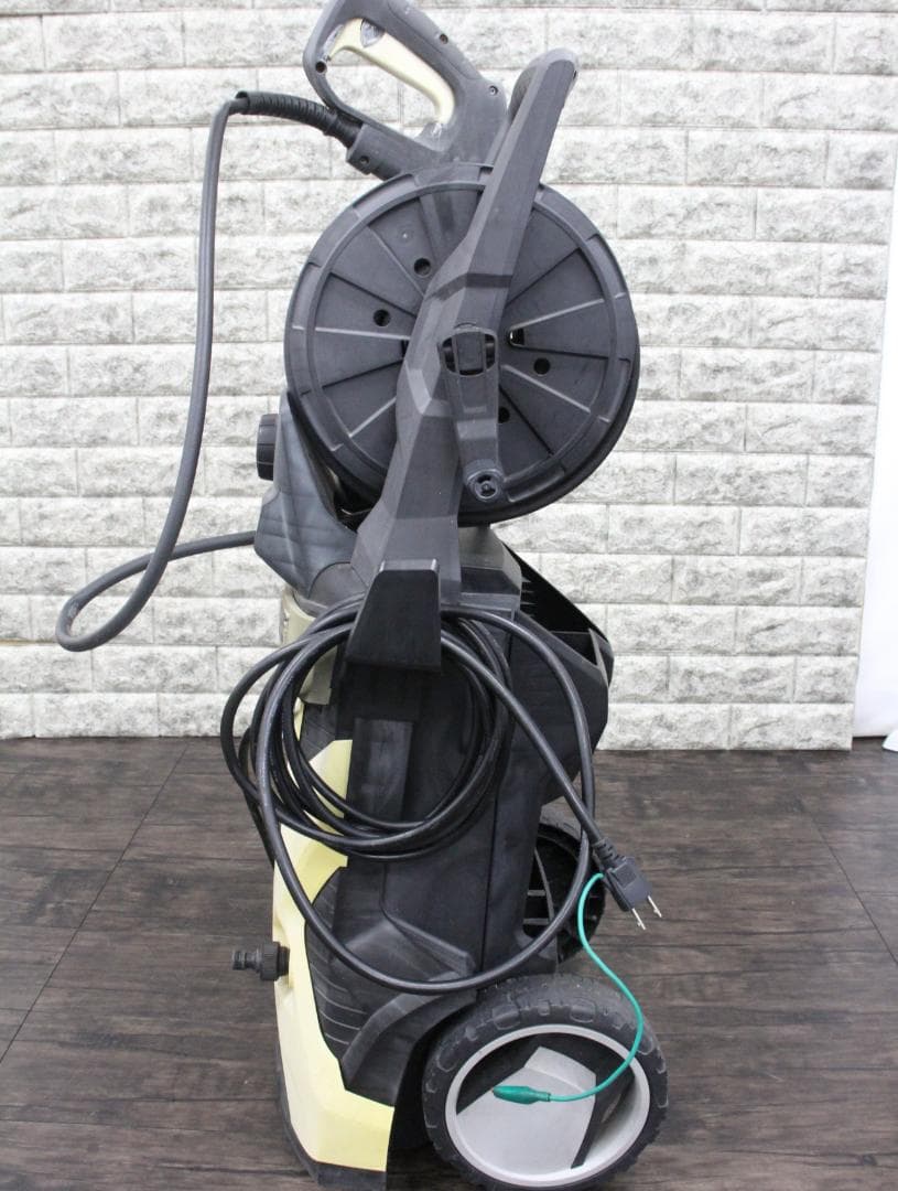 ▲ケルヒャー 高圧洗浄機 K5 プレミアムサイレント