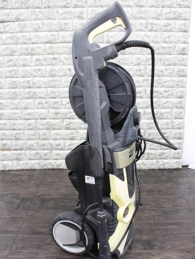 ▲ケルヒャー 高圧洗浄機 K5 プレミアムサイレント