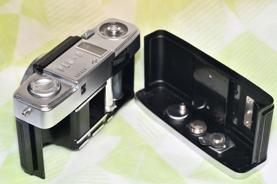 《動作品》OLYMPUS PEN-D ① a368