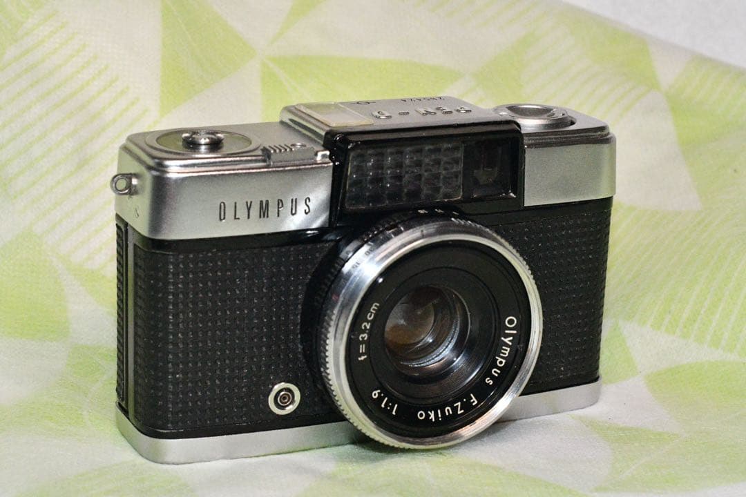 《動作品》OLYMPUS PEN-D ① a368