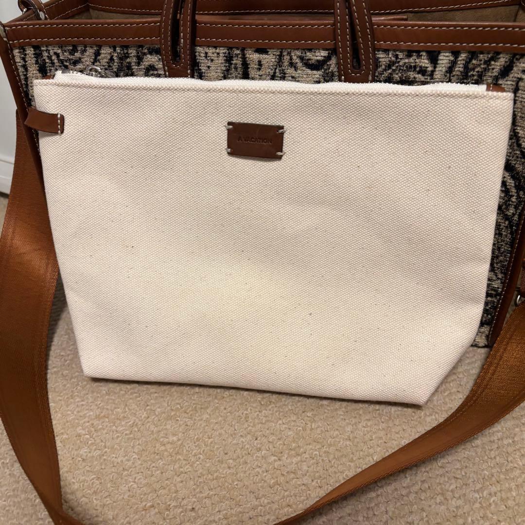 【最終値下げ】アヴァケーション　ブレッドバッグ　BREAD M