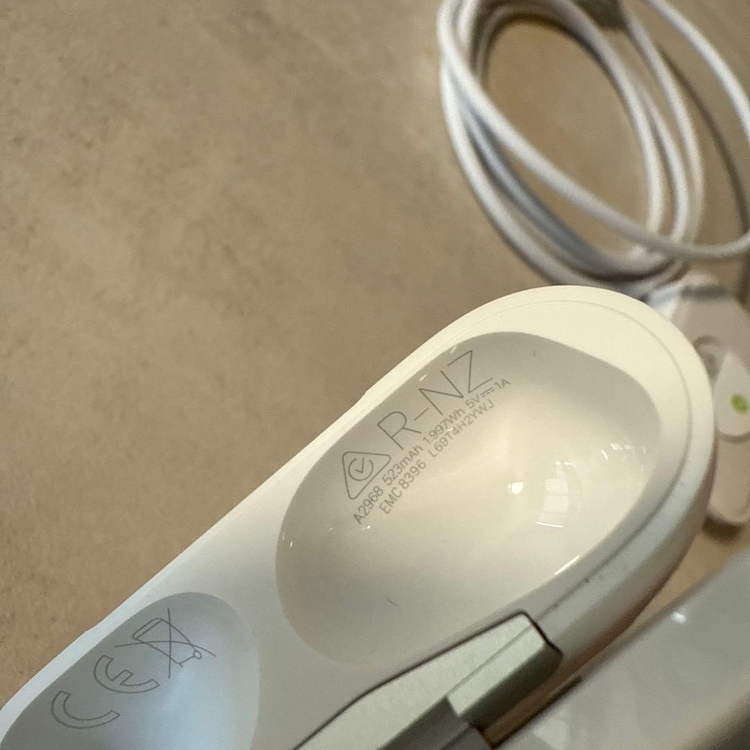 AirPods Pro(第2世代) 充電ケース付き EMC8396