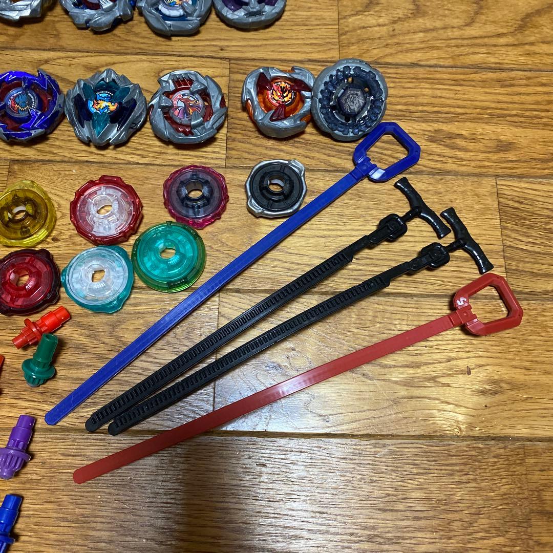 ベイブレード セット ベイスタジアム付き　すぐに対戦して遊べます！年始に値下開始