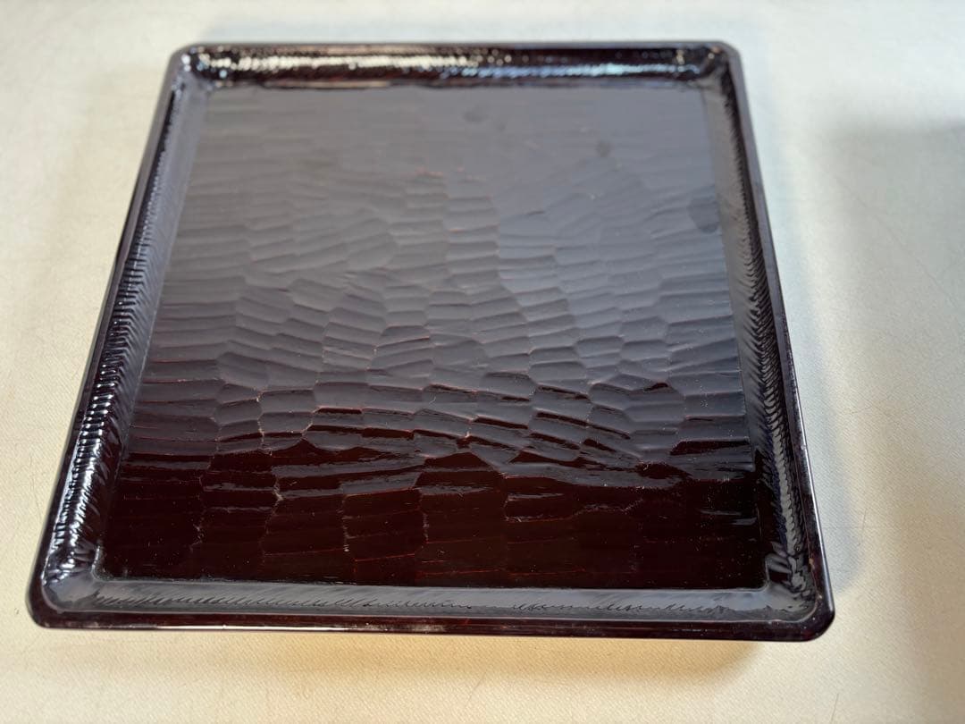 アンティーク　讃岐彫　古い松材のくり貫き角盆(四方盆)5枚セット　①