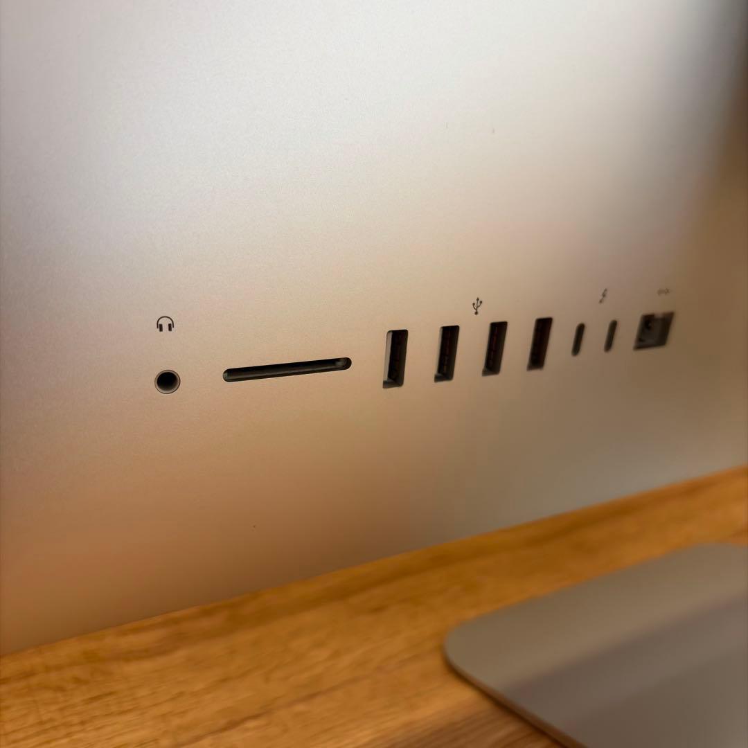 iMac Retina 4K, 21.5インチ 2017 / Core i7