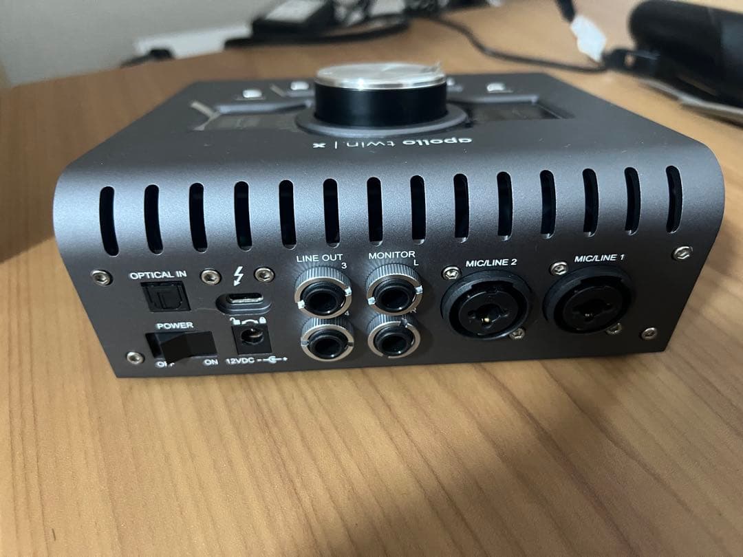 Apollo Twin X Duo HERITAGE版 TB3ケーブルオマケ