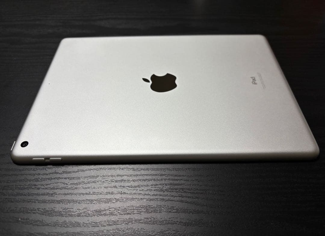 【最大容量100%】【極美品】iPad （第9世代）64GB Wi-Fiシルバー