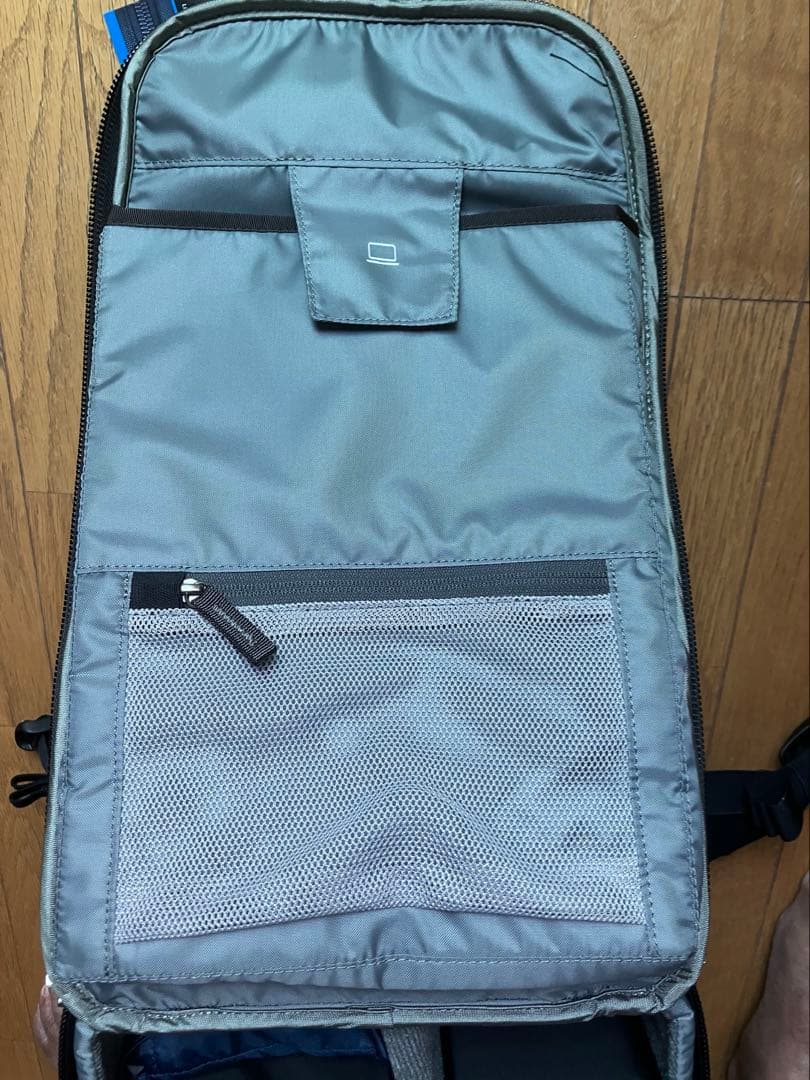 シンクタンクフォト ウォーカープロ24L ブラック