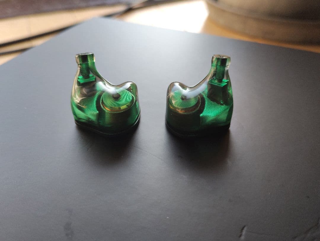 Softears Volume 有線イヤホン