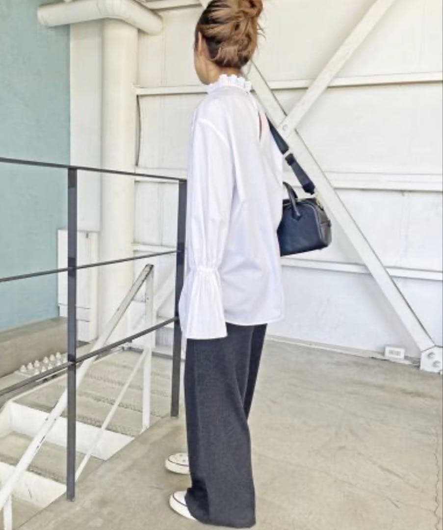 【新品】Spick & Span コットンブロードタックフリルブラウス　ホワイト