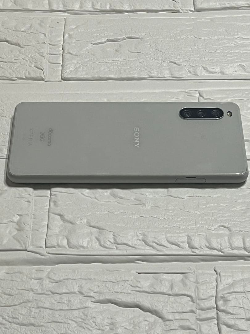 【美品】Xperia10iii ホワイト simフリー