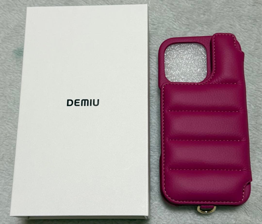 【新品未使用】DEMIU BALLON iPhone16pro マゼンタピンク
