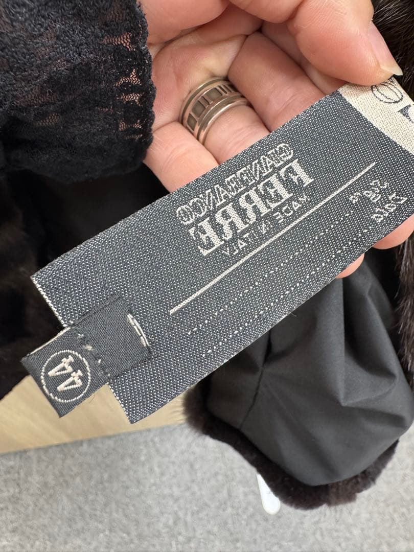 ア*ビ様 FERRETTI ブラウンファーコート