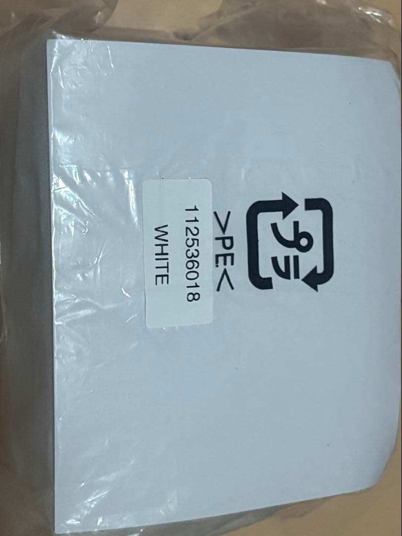 Darich ダーリッチ　【ゴールドパーツ】キルティングスクエアミニバッグ 白