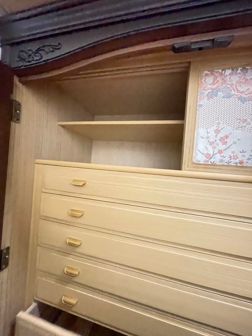 和ダンス　ウォールナット　中は総桐￼ 和箪笥　お値下げ不可