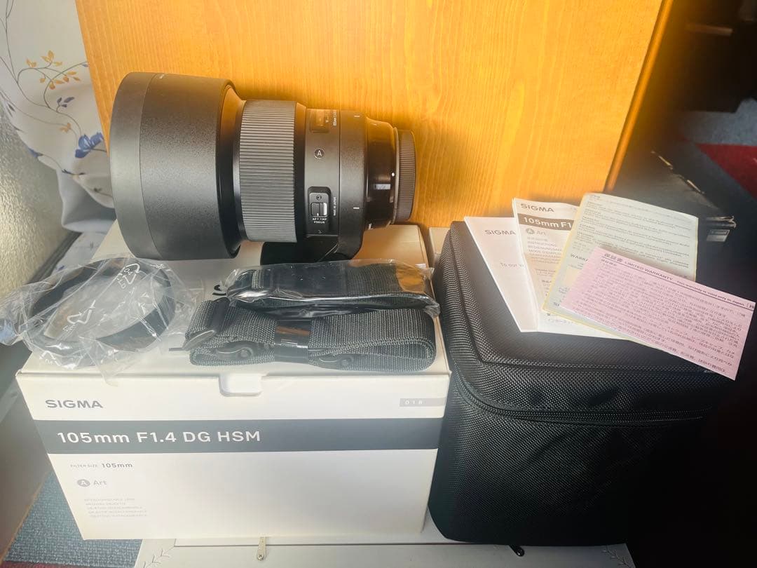 ほぼ新品SIGMA 105mm F1.4 DG HSM レンズ キャノン用