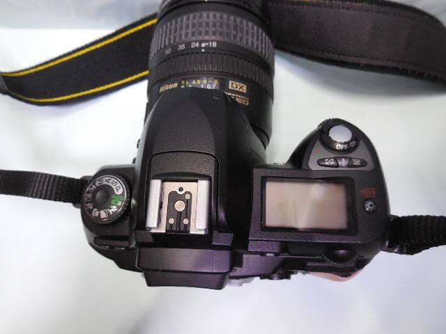 Nikon D70 デジタル一眼レフカメラ