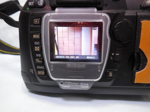 Nikon D70 デジタル一眼レフカメラ