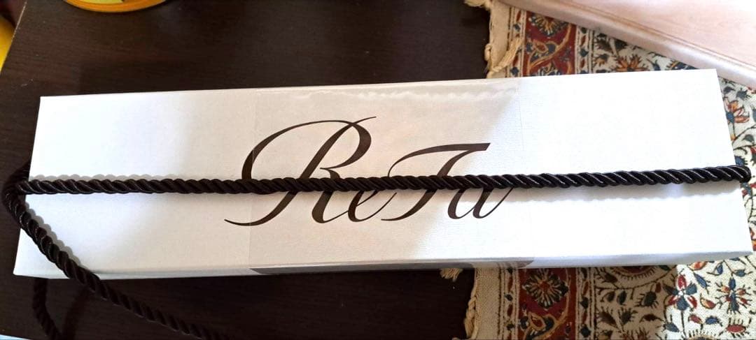 新品未開封ReFa ストレートヘアアイロン PRO ホワイト　RE-AT-02A