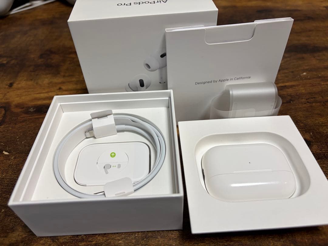 AirPods Pro（第2世代 Lightning端子モデル）