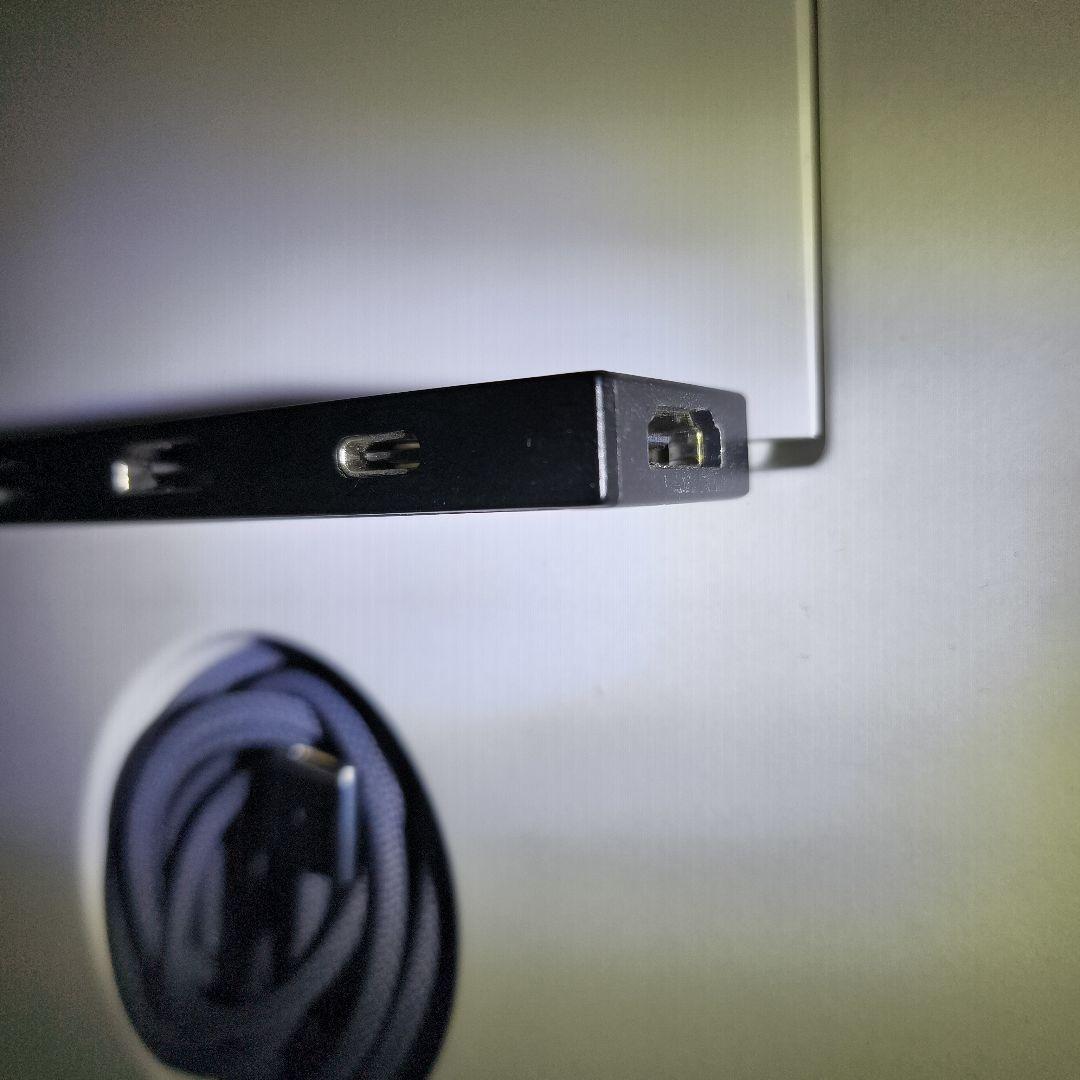 MacBook Air 13インチ M3 メモリ 8g 256gb us おまけ