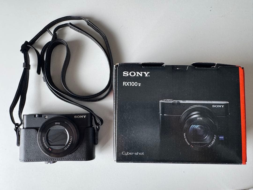 値下げしました！ SONY RX100M5 デジタルカメラ 本体&革カバー