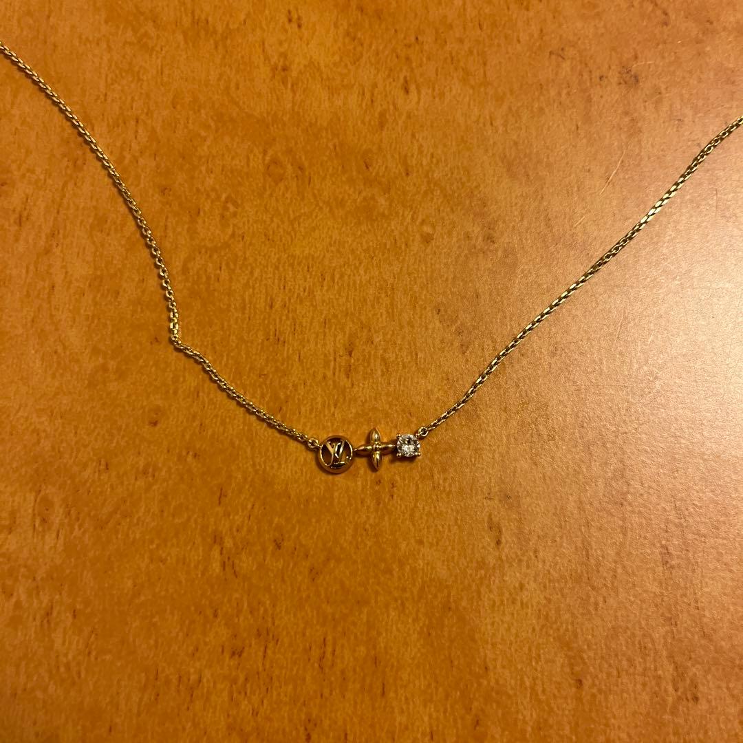 LOUIS VUITTON ゴールドビーズネックレス