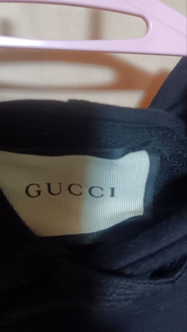 GUCCI ブラック パーカー Mサイズ