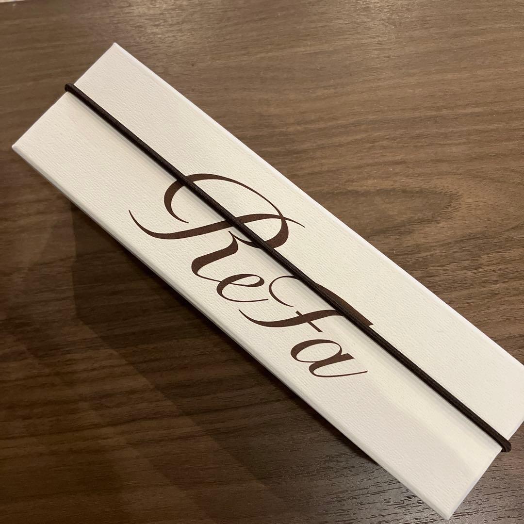 Refa リファ　フィンガーアイロン ホワイト　【充電コードあり】