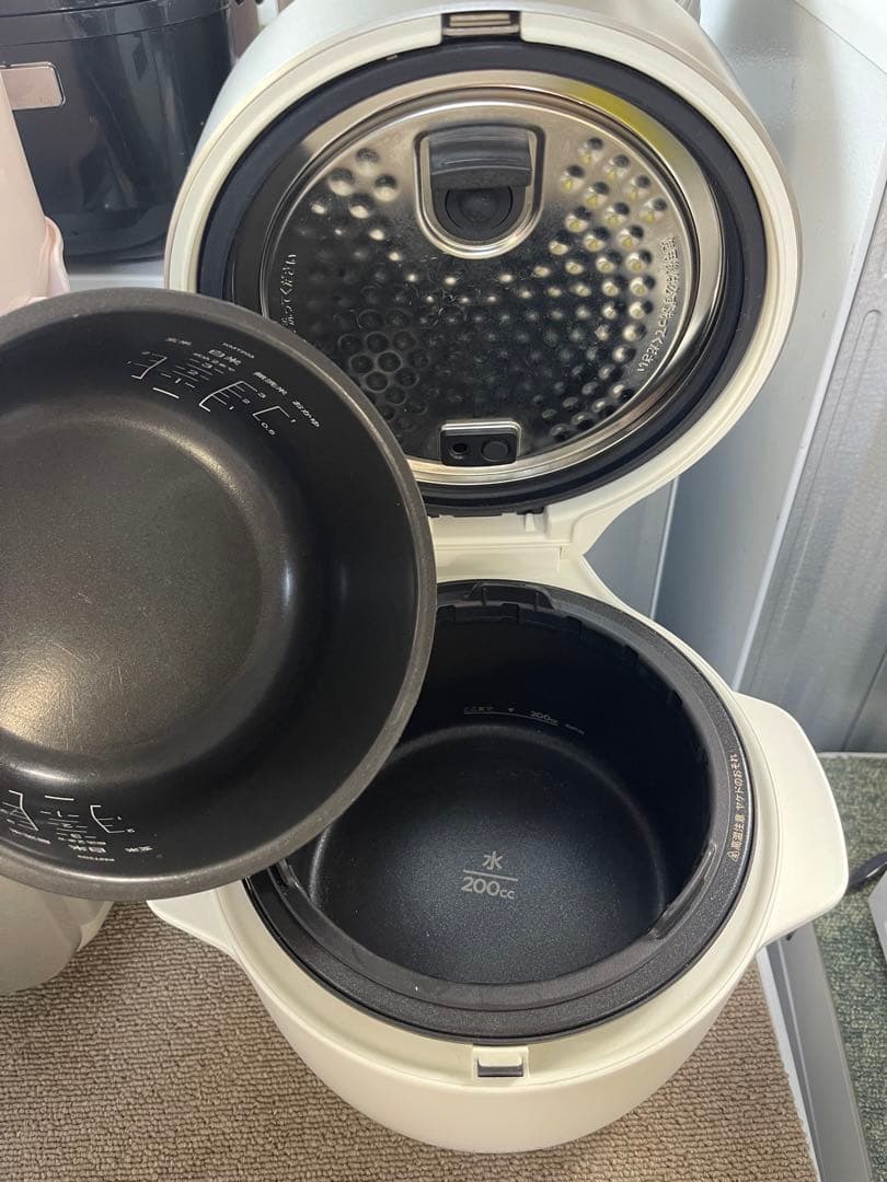 バルミューダ ザ ゴハン◎3合炊き電気炊飯器