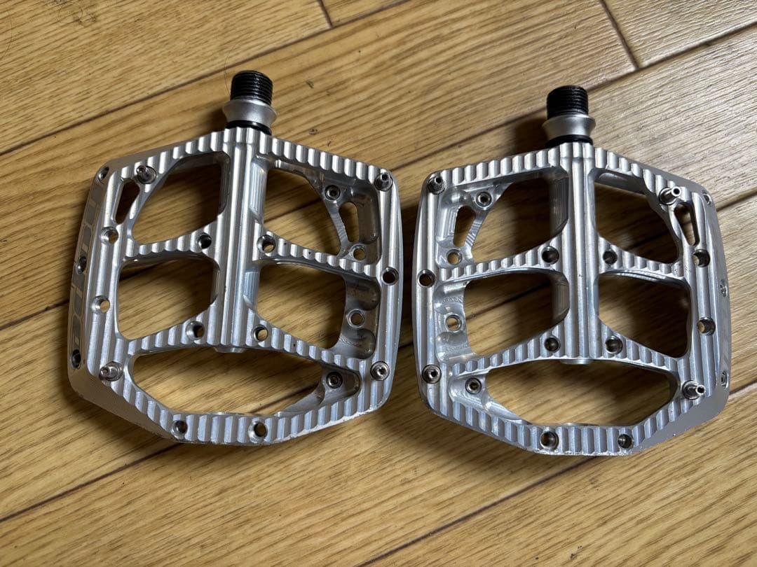 HOPE F20 MTBペダル