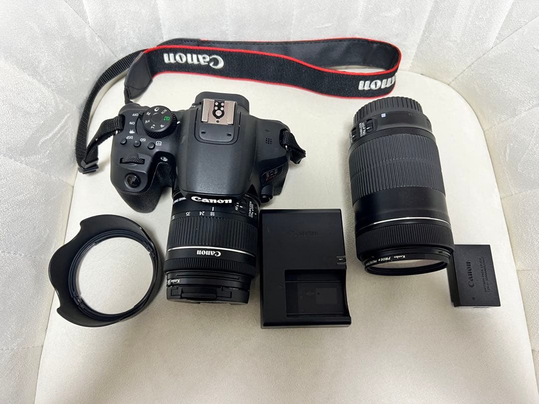 Canon EOS Kiss X10i ダブルズームキット　美品