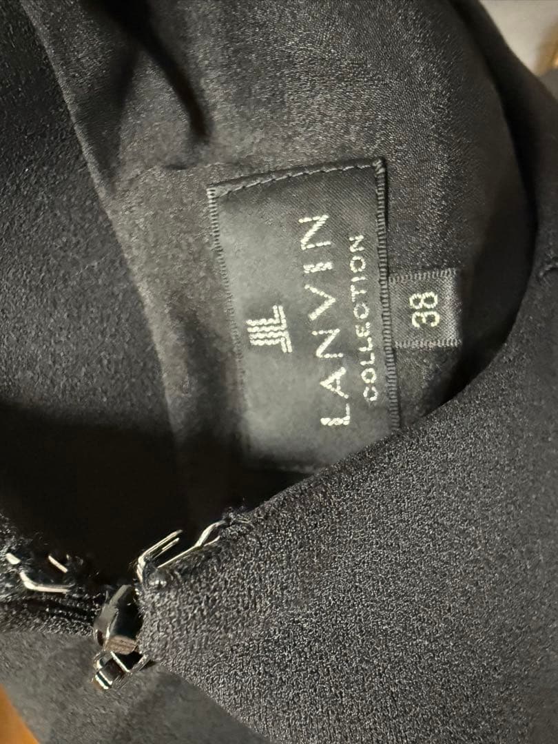 や*)様 LANVIN COLLECTION ブラックワンピース パールボタン