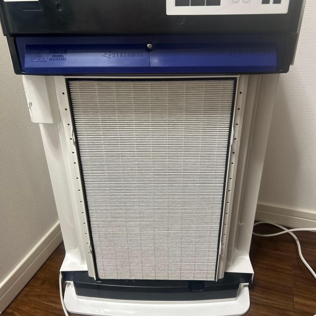 【美品】ダイキン ACK70X-W 空気清浄機 DAIKIN 加湿器