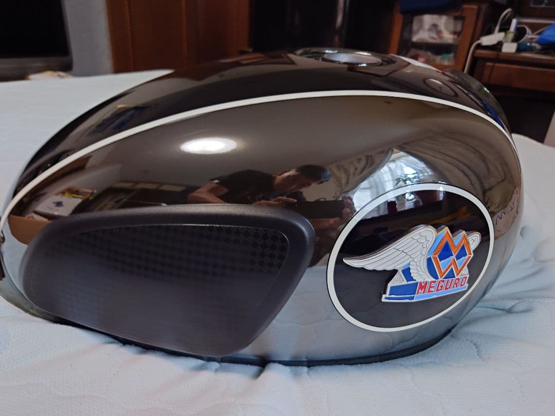 kawasaki メグロ K3 純正タンク　格安‼️出品