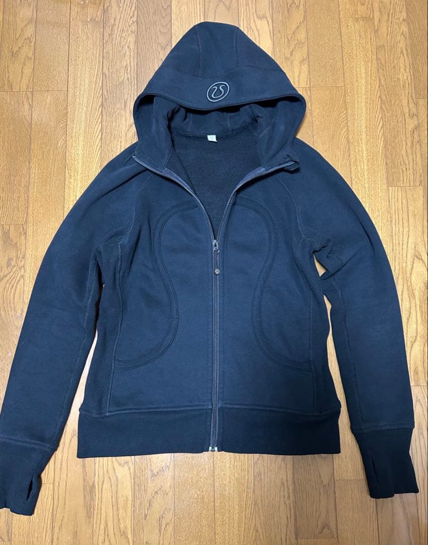 lululemon Scubaフルジップフーディ　黒