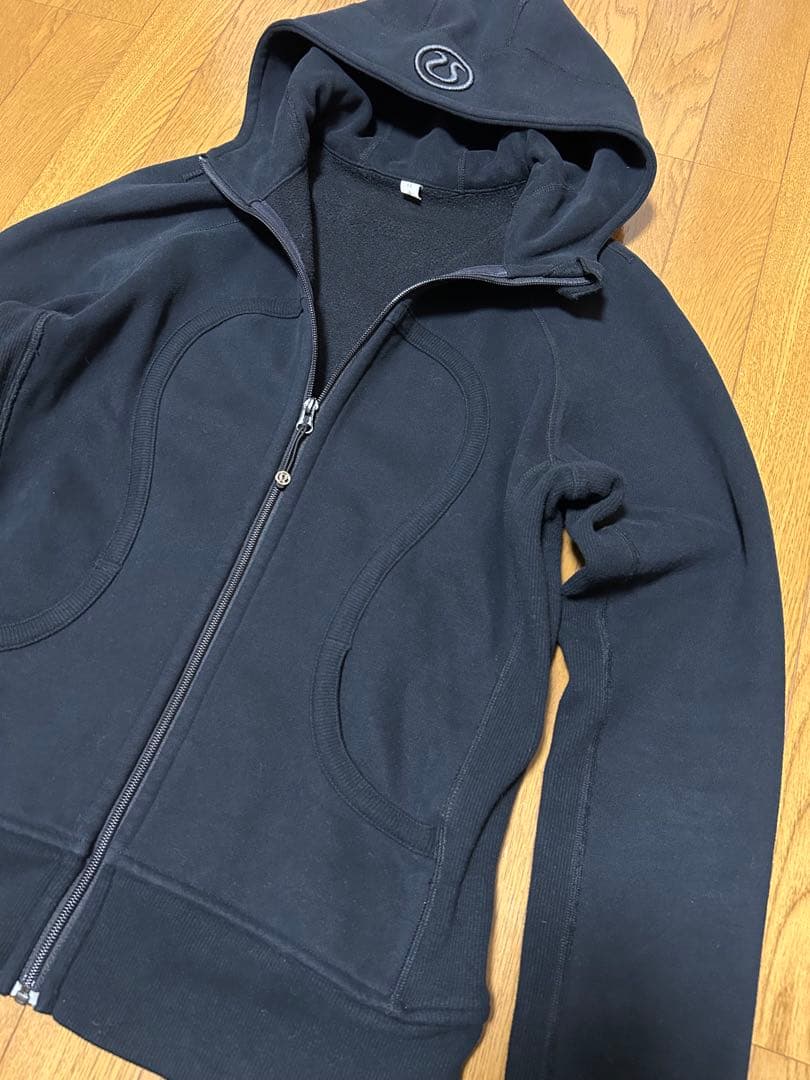lululemon Scubaフルジップフーディ　黒