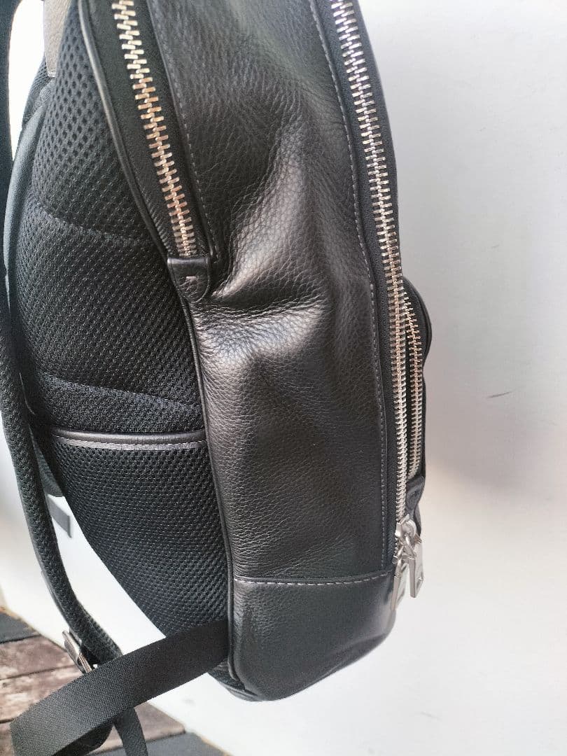 アパレル販売のエビス丸　COACH リュック　レザー　ブラック