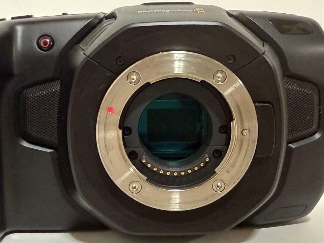 Blackmagic Pocket Cinema Camera 4K 本体