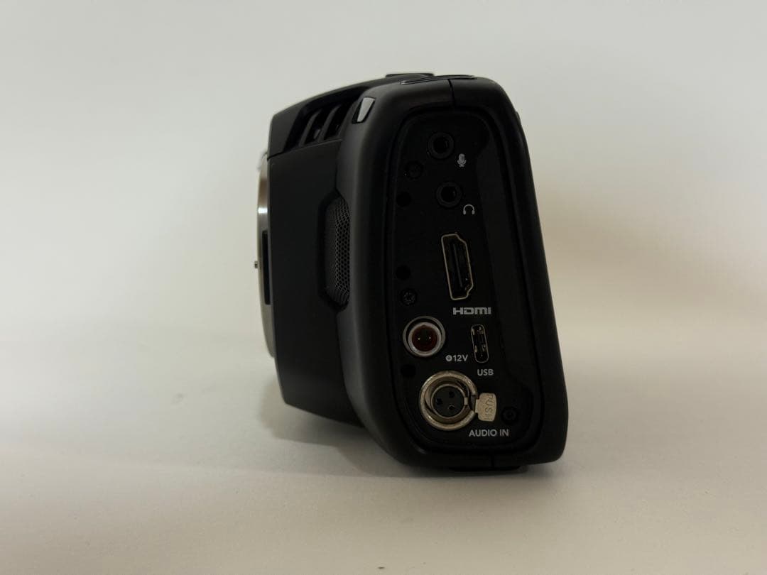 Blackmagic Pocket Cinema Camera 4K 本体