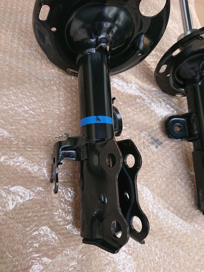 Kuruma//Factoryエスティマ AHR20W 純正ショック